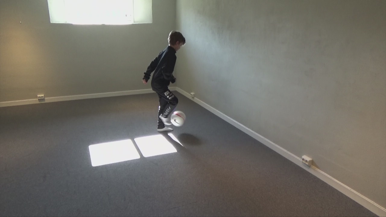 4 Lek med vegg.mov